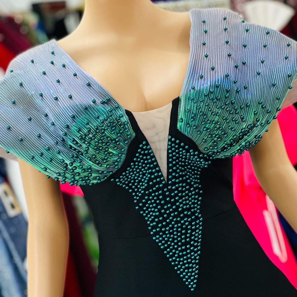 Elegant Black and Green Evening Dress